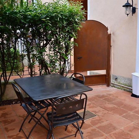 Duomo26 Boutique Apartment Desenzano del Garda Exterior photo