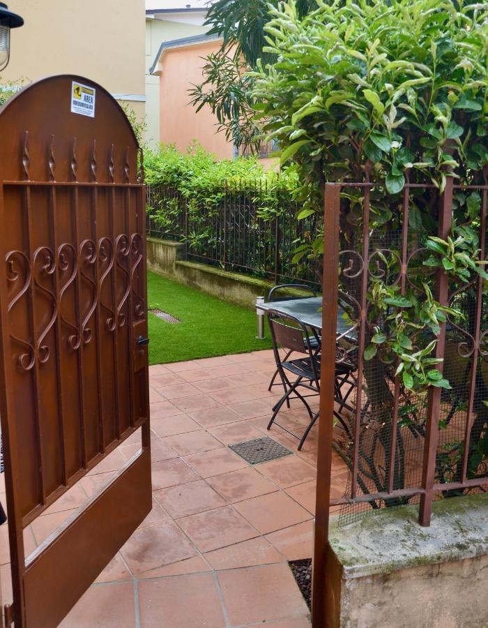 Duomo26 Boutique Apartment Desenzano del Garda Exterior photo